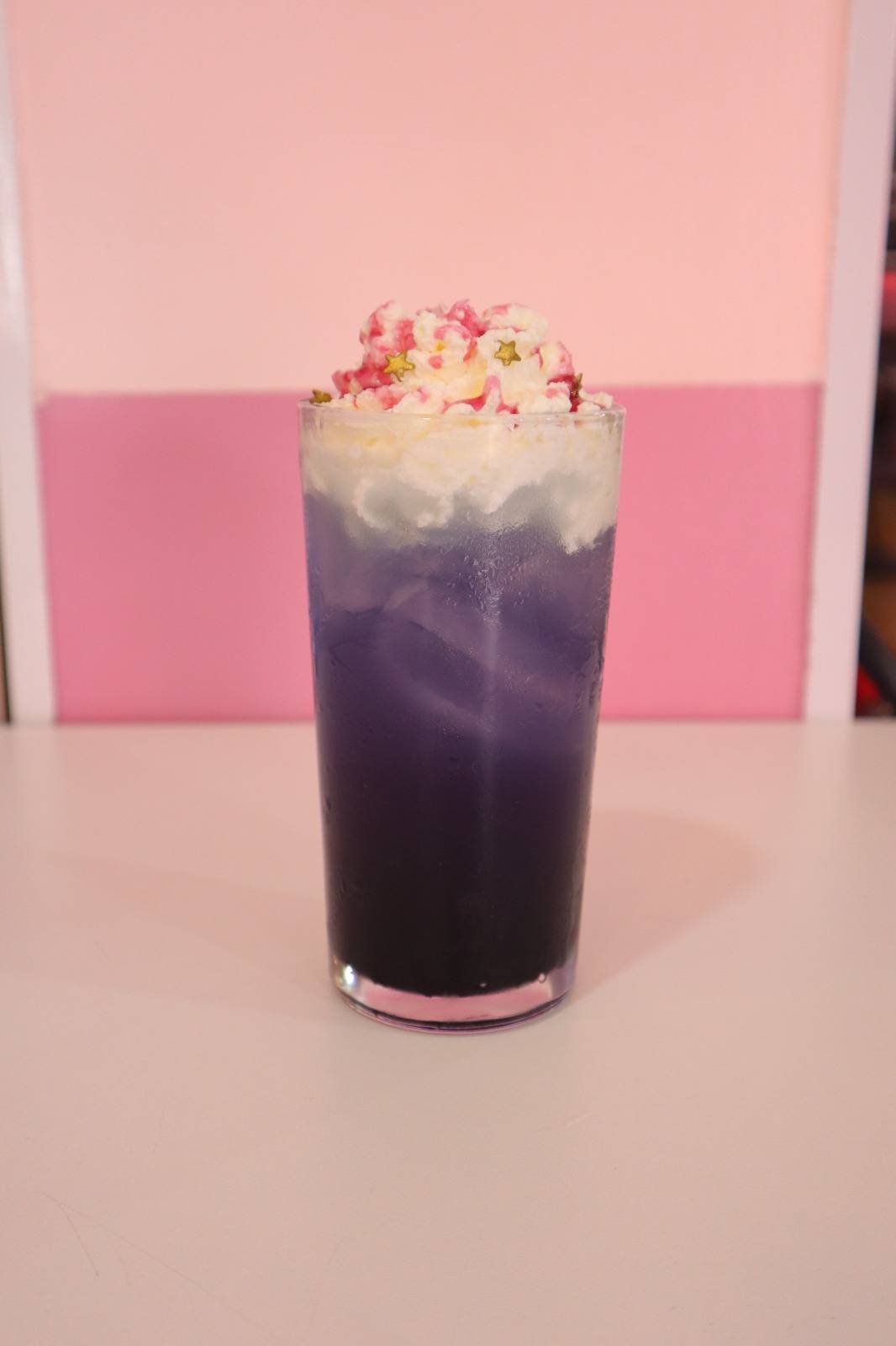 Bebida especial Victoria Purple Lemonade Créditos: Chest Of Wonders / Mini Kiba 